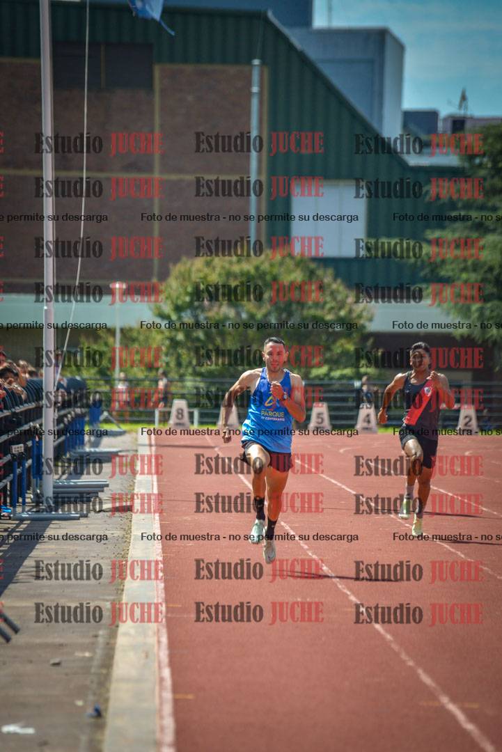 Fotos de los 200 m llanos de varones