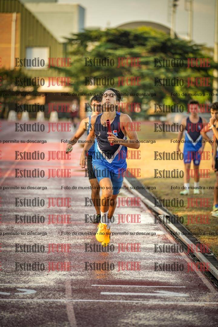 Fotos de las Postas 4x400 m de varones