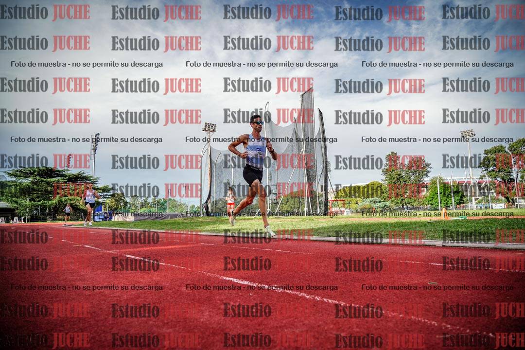 Fotos de los 3000 m llanos de varones