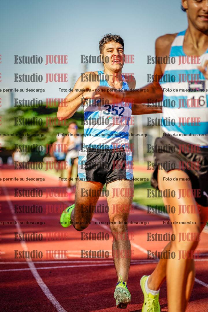 Fotos de los 1500 m llanos de varones