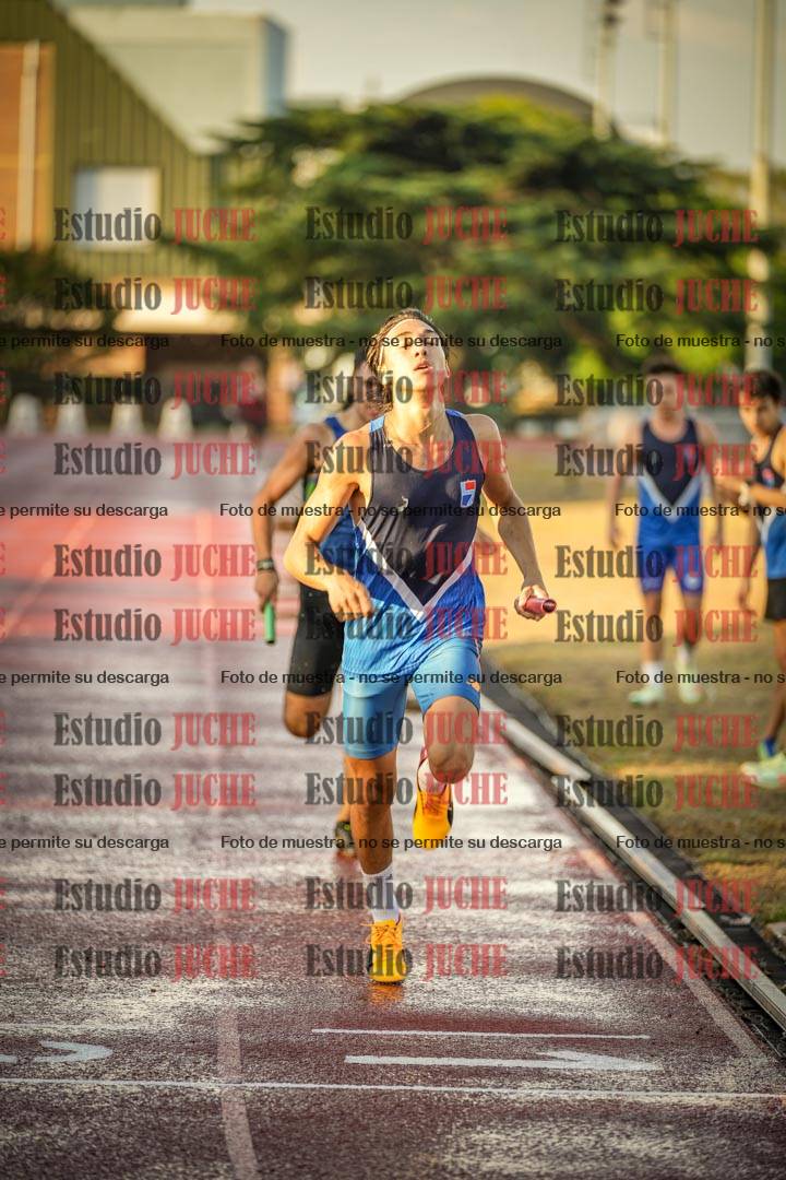 Fotos de las Postas 4x400 m de varones