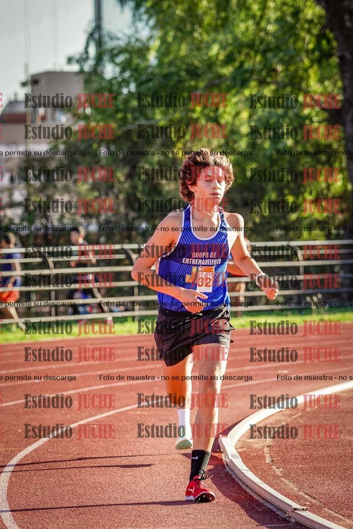 Fotos de los 3000 m llanos de varones