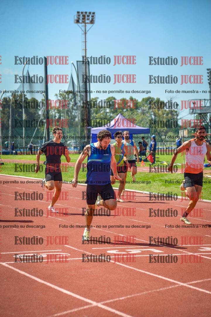 Fotos de los 200 m llanos de varones