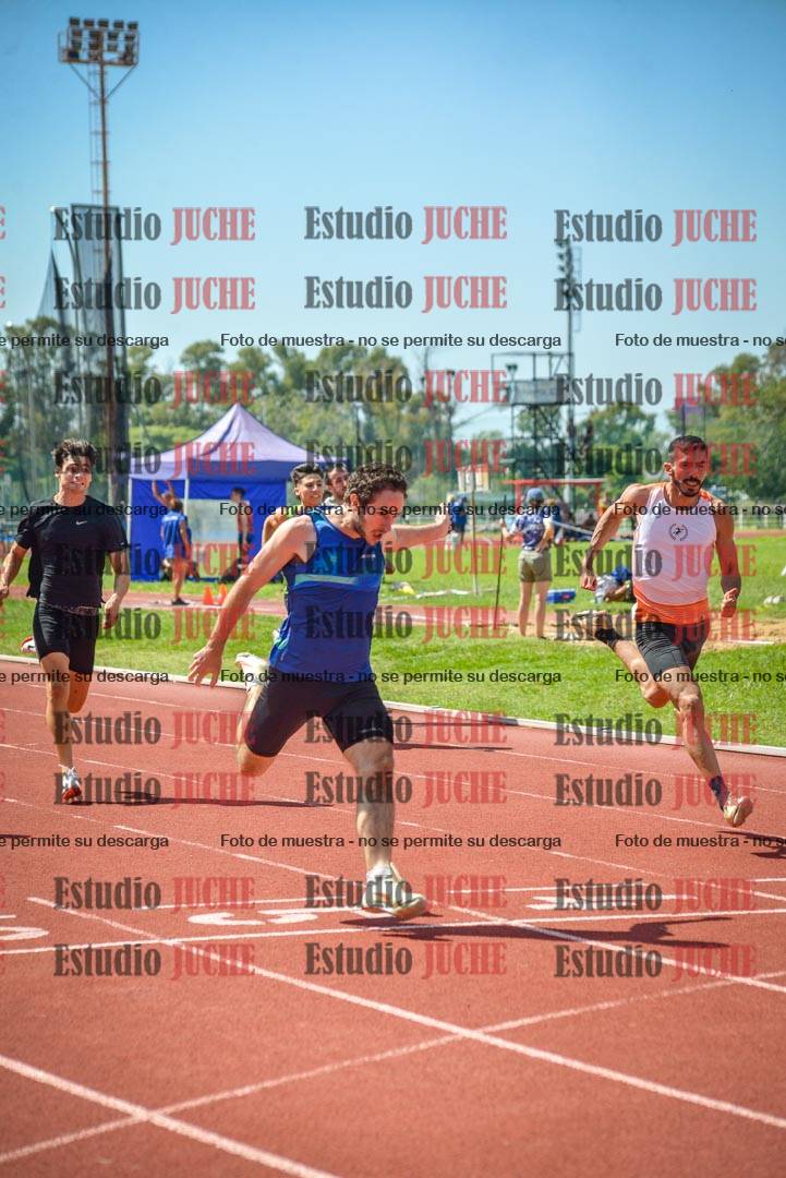 Fotos de los 200 m llanos de varones