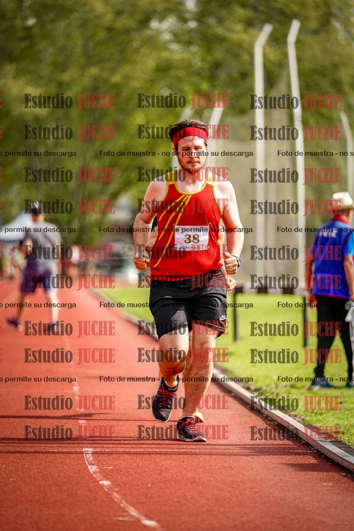 Fotos de los 3000 m llanos de varones