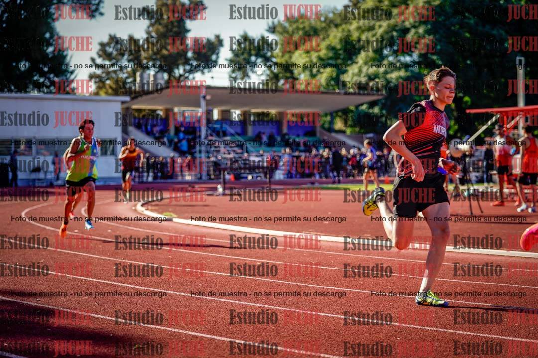 Fotos de los 400 m de varones
