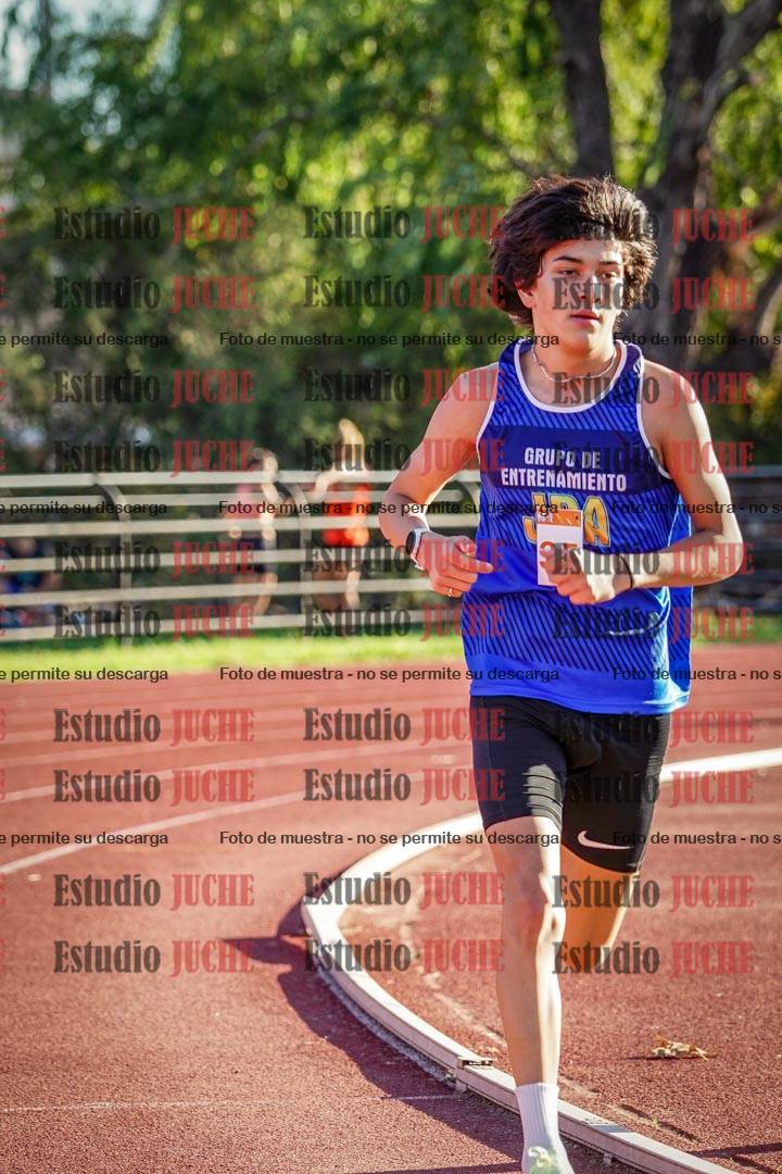 Fotos de los 3000 m llanos de varones