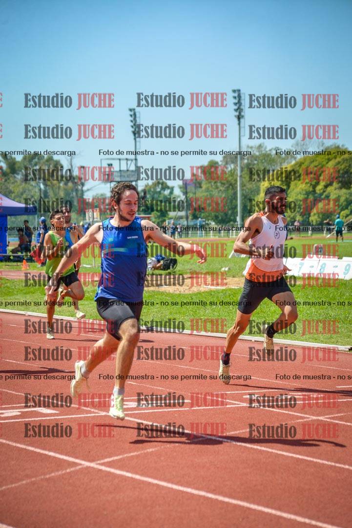 Fotos de los 200 m llanos de varones