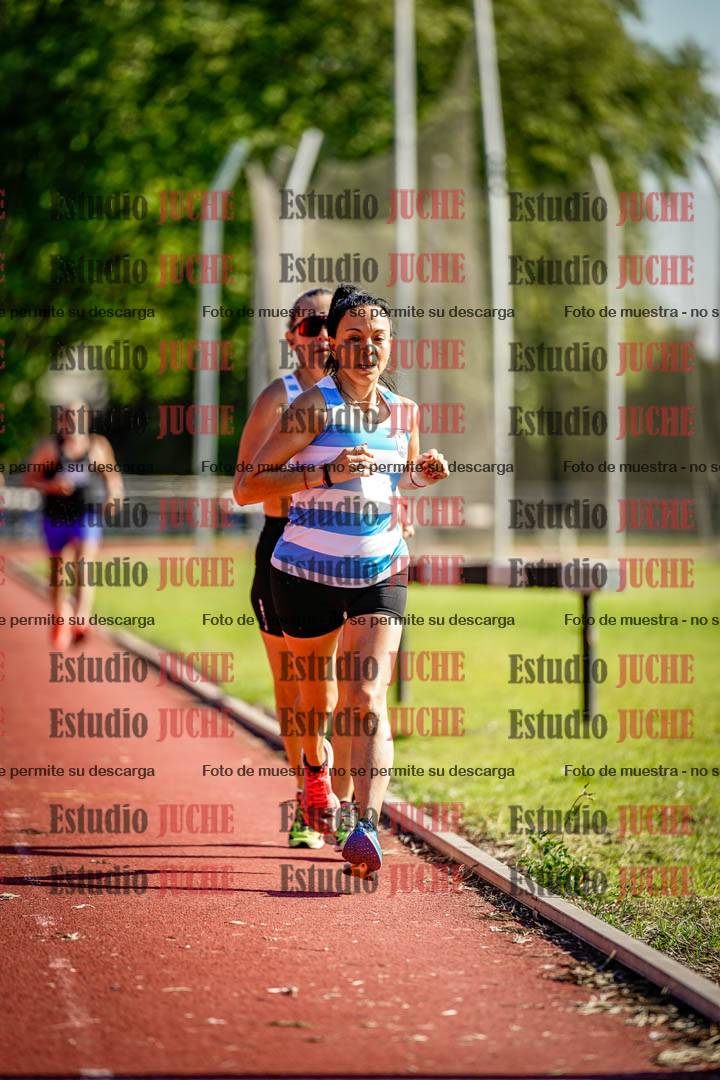 Fotos de los 5000 m llanos de mujeres y varones