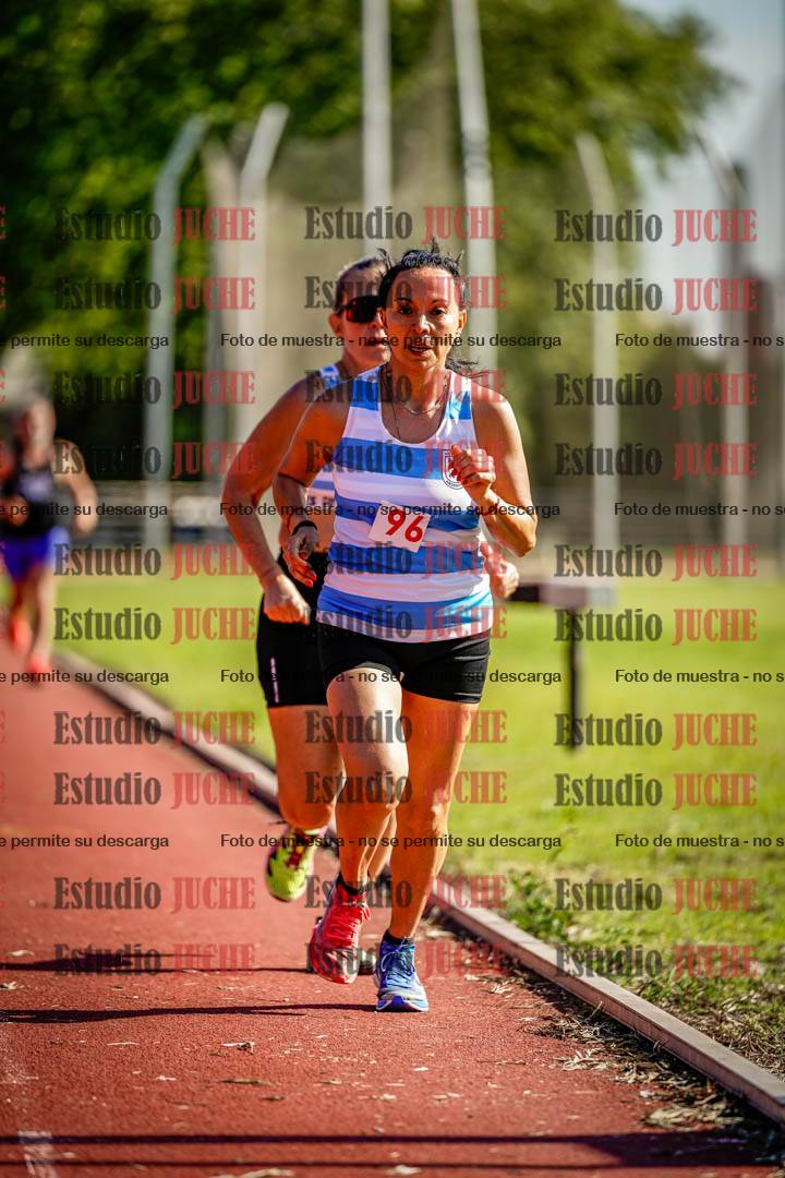 Fotos de los 5000 m llanos de mujeres y varones