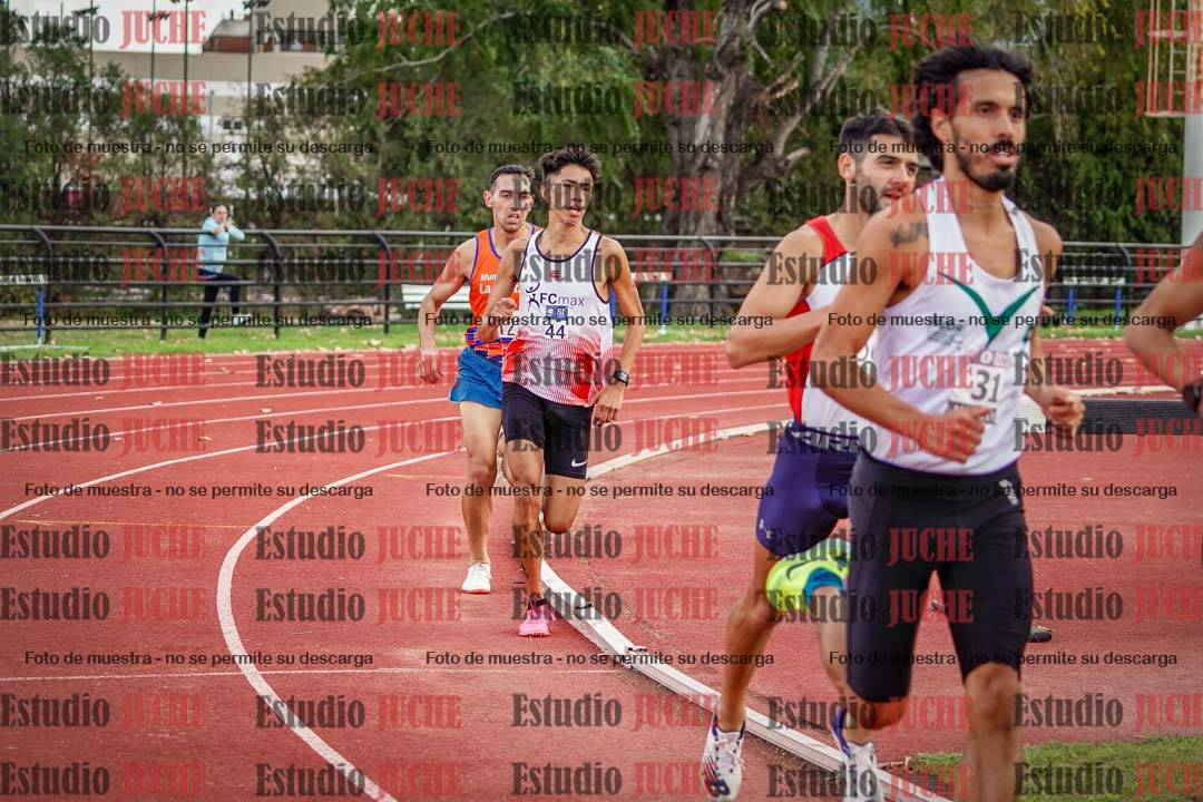 Fotos de los 3000 m llanos de varones