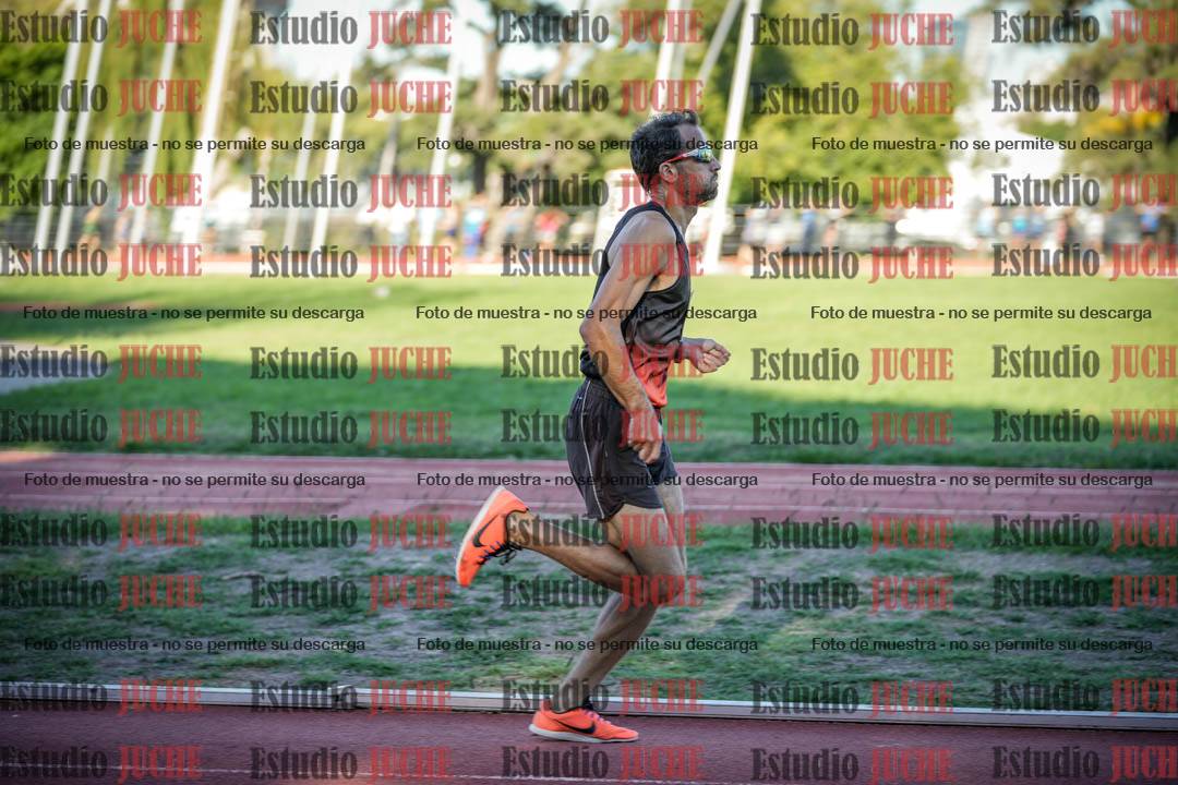 Fotos de los 3000 m llanos de varones
