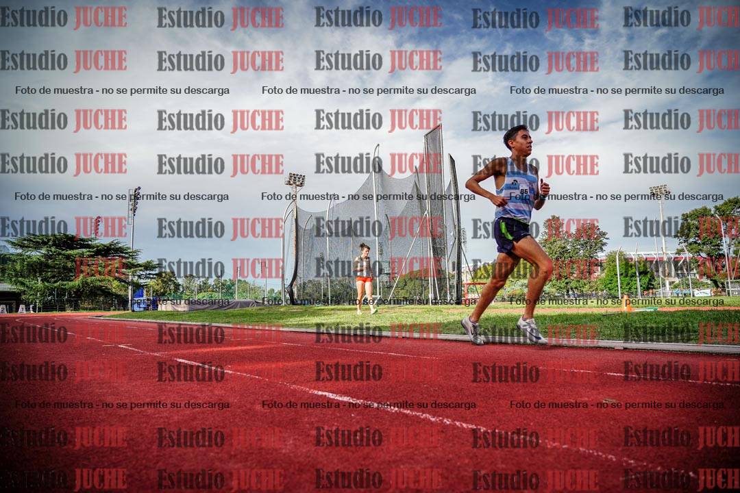 Fotos de los 3000 m llanos de varones