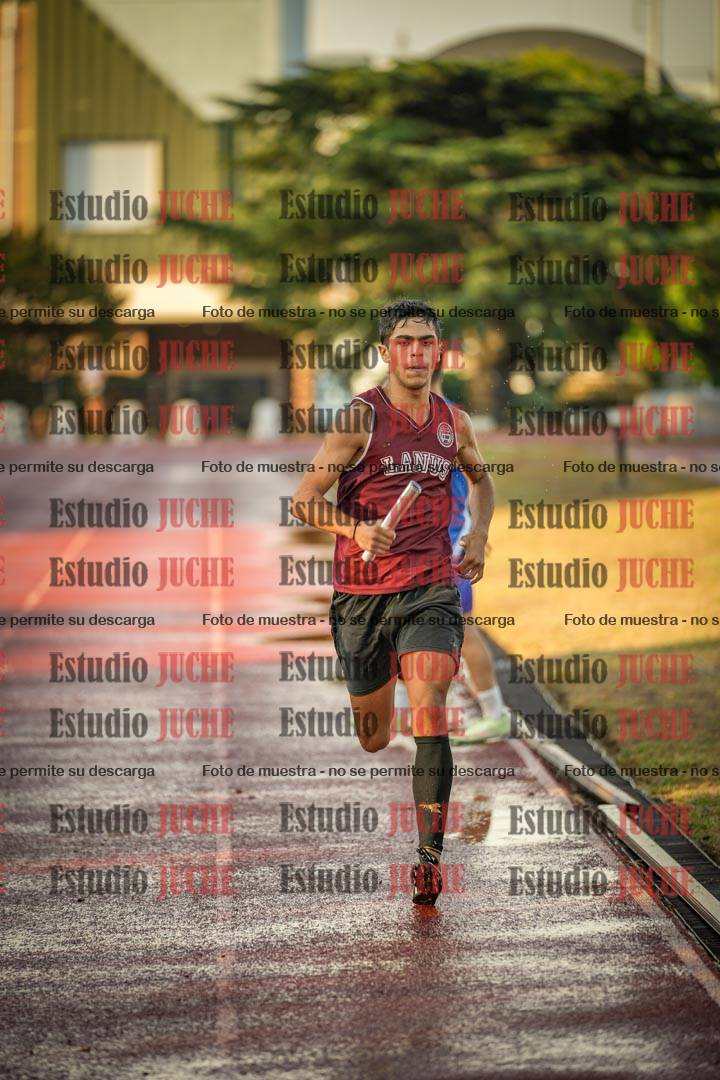 Fotos de las Postas 4x400 m de varones