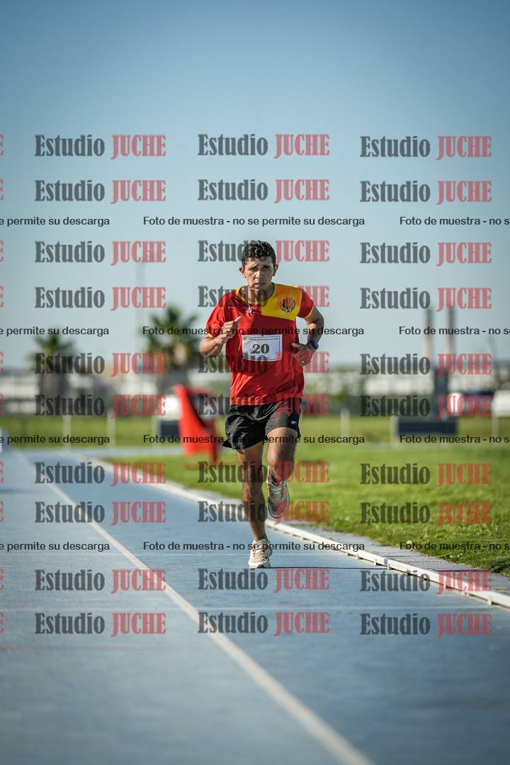 Fotos de los 3000 m llanos de varones
