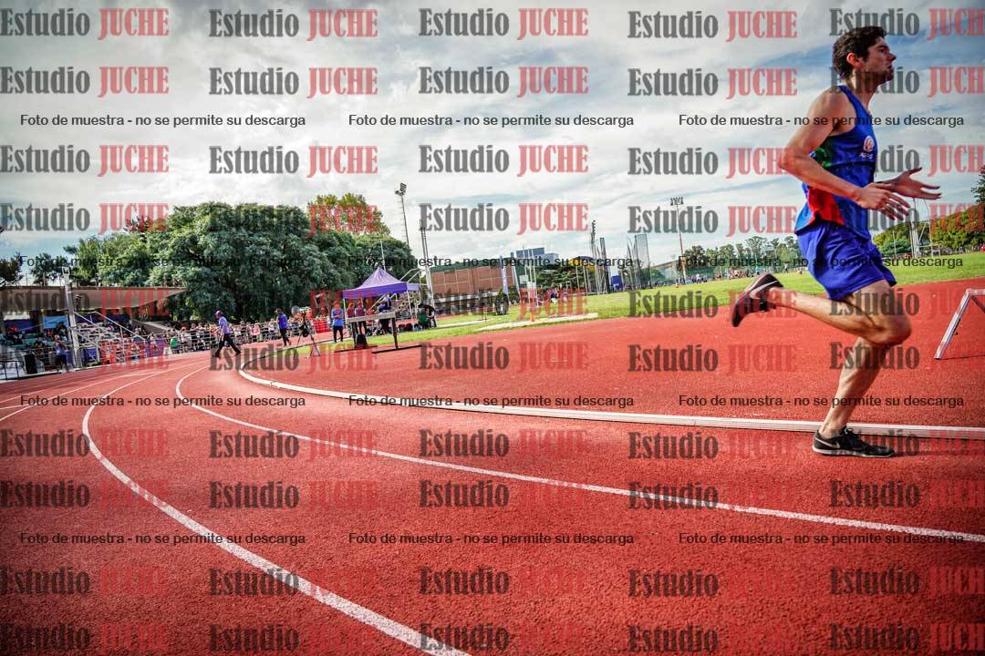 Fotos de los 800 m llanos de varones