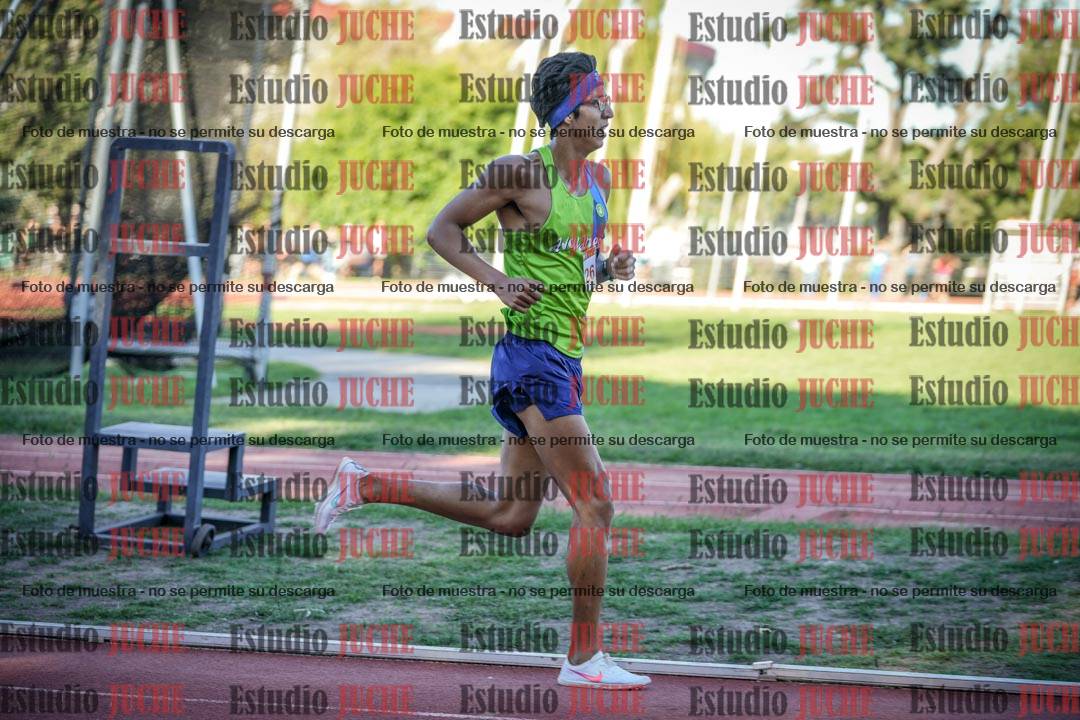 Fotos de los 3000 m llanos de varones