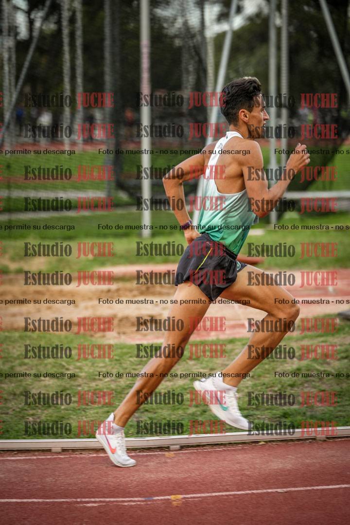 Fotos de los 3000 m llanos de varones