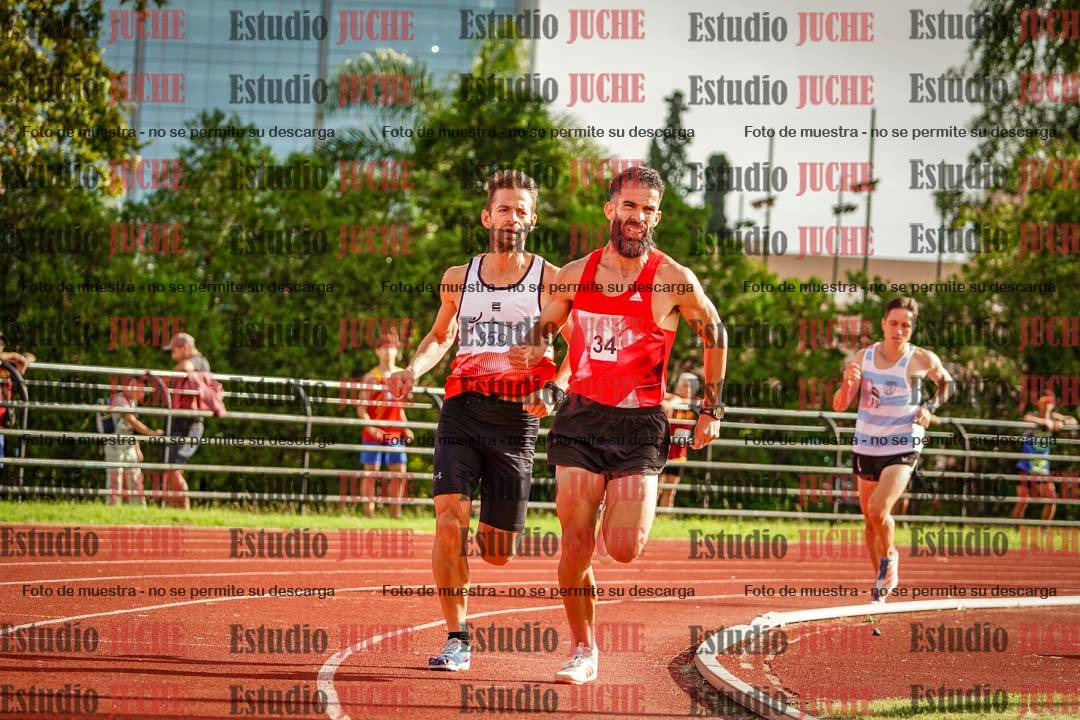 Fotos de los 3000 m llanos de varones