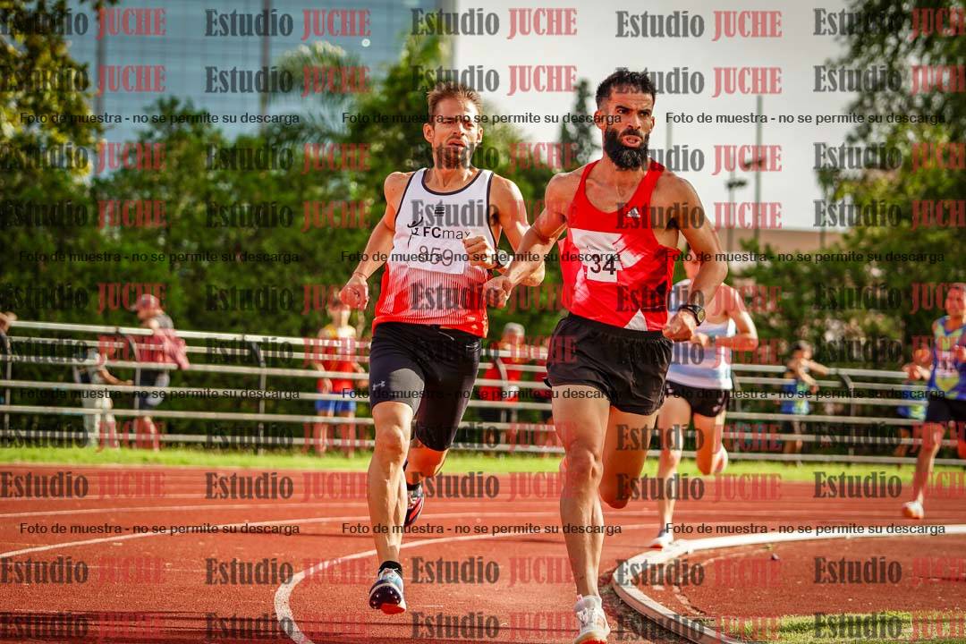 Fotos de los 3000 m llanos de varones