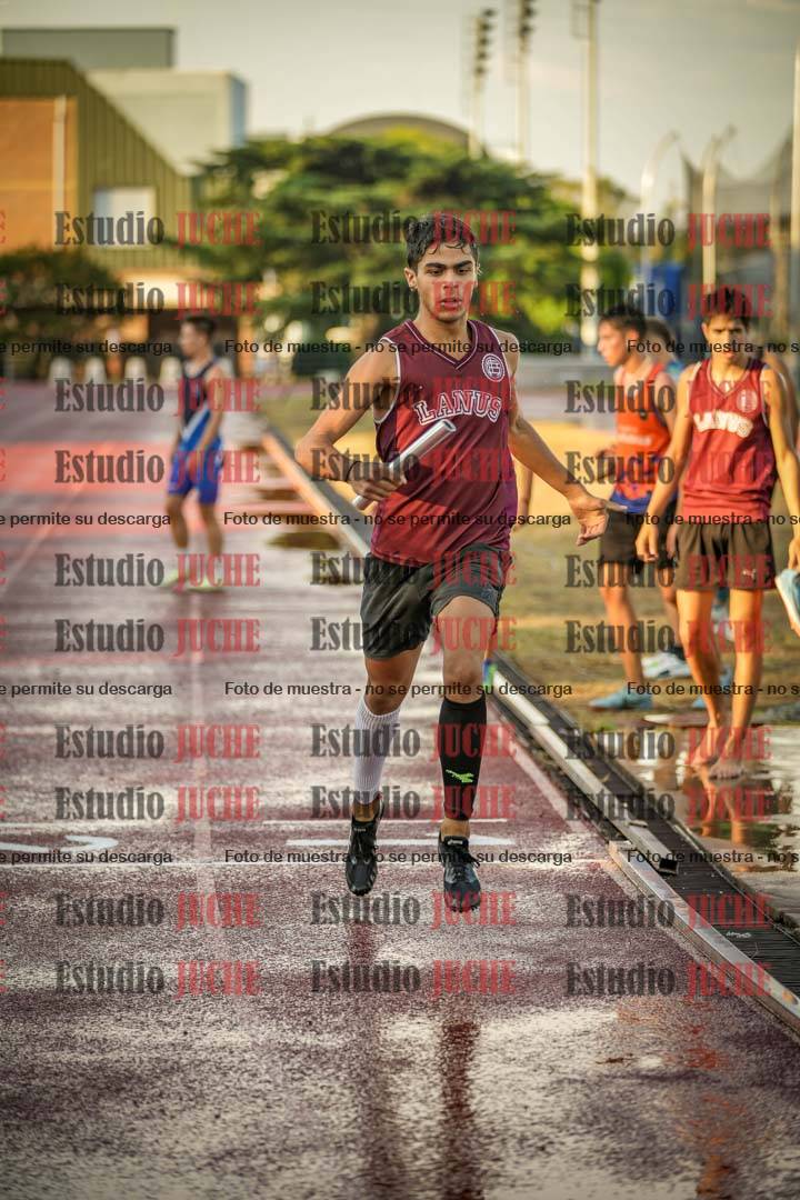 Fotos de las Postas 4x400 m de varones