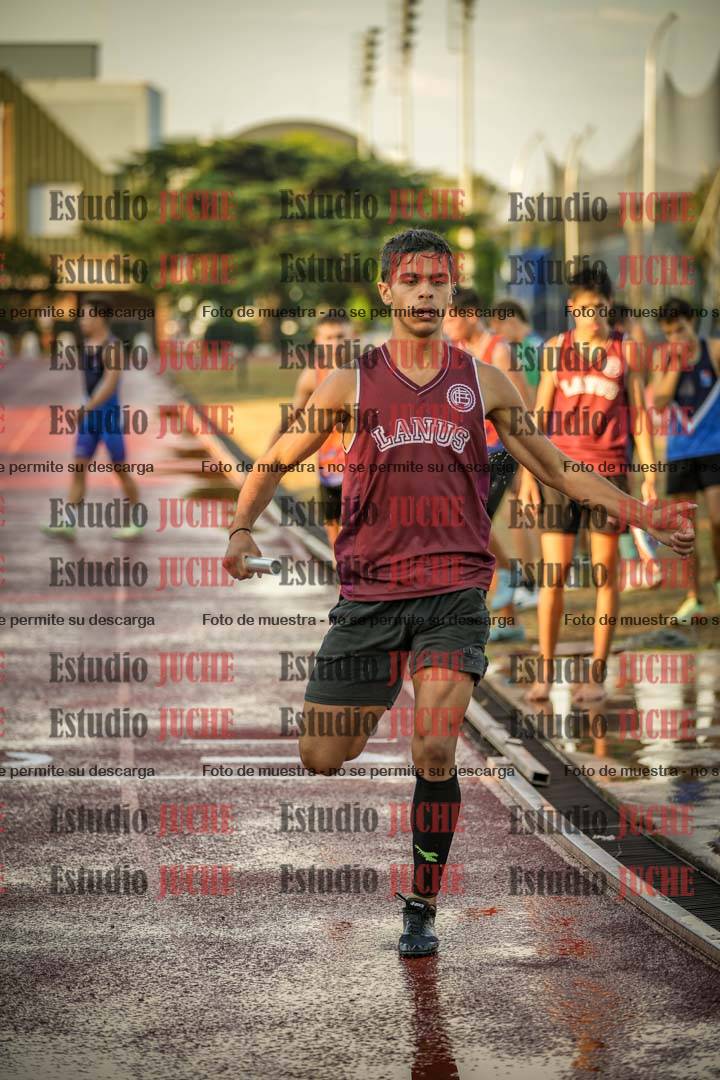 Fotos de las Postas 4x400 m de varones