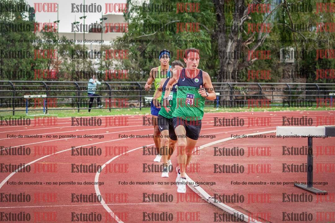 Fotos de los 3000 m llanos de varones