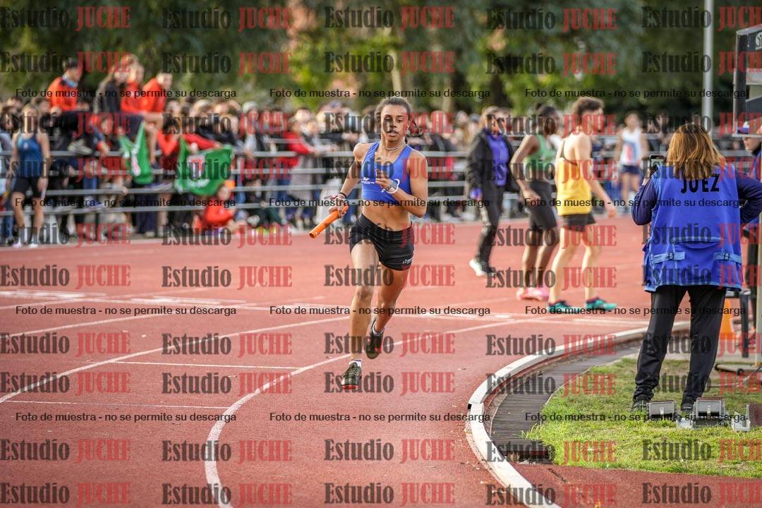 Fotos de las Postas 8x300 m mixta