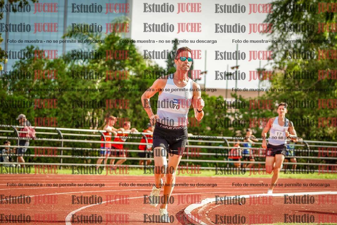Fotos de los 3000 m llanos de varones