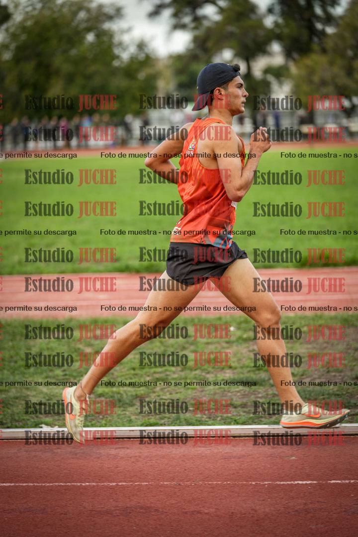 Fotos de los 3000 m llanos de varones