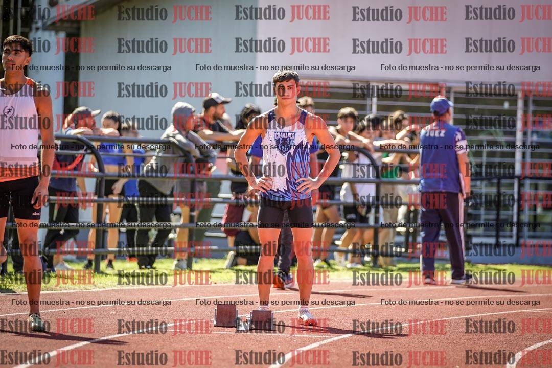 Fotos de los 400 m llanos de varones