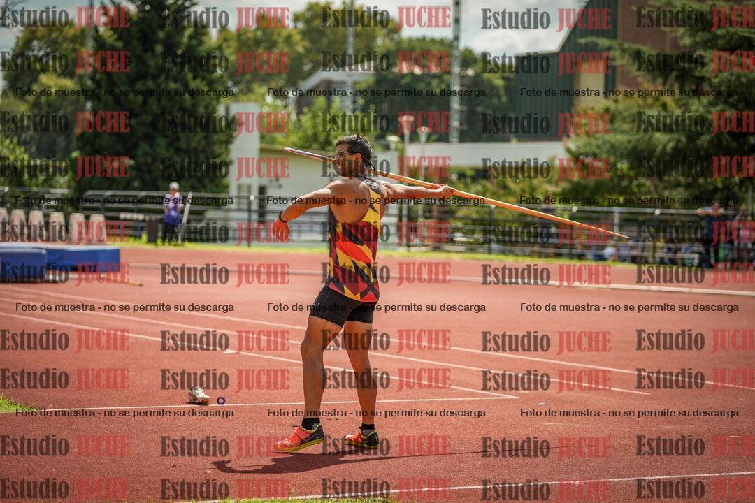 Fotos del lanzamiento de jabalina de varones - decatlón 9