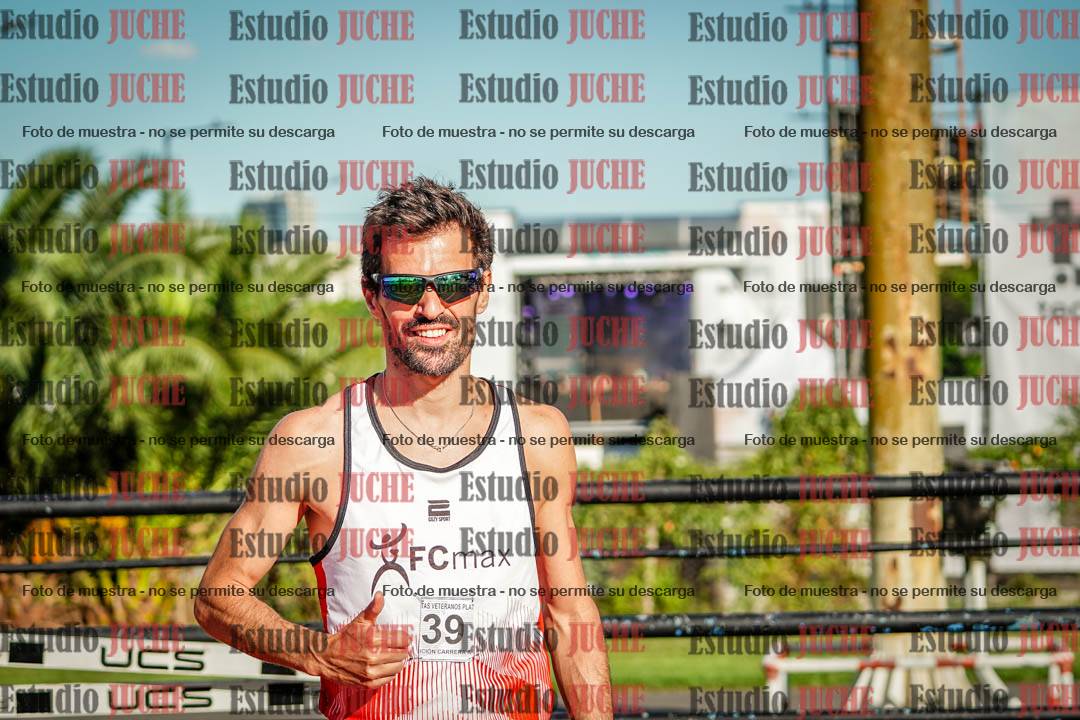 Fotos de los 3000 m llanos de varones