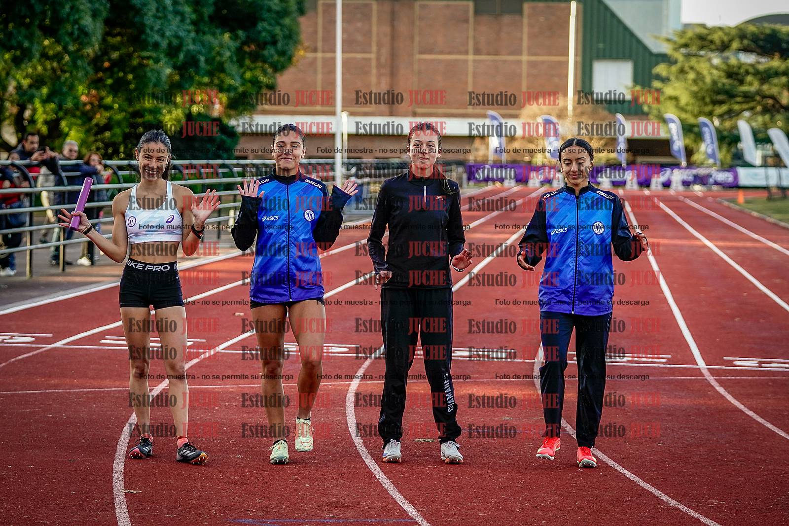 Fotos de las postas 4x400 m de mujeres