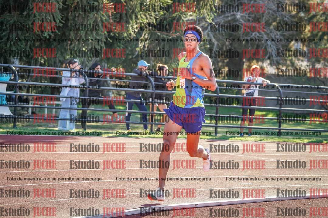 Fotos de los 3000 m llanos de varones