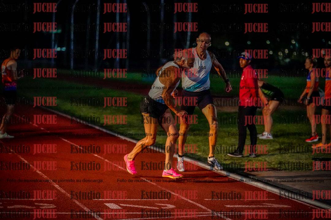 Fotos de las postas 4x400 m mixtas
