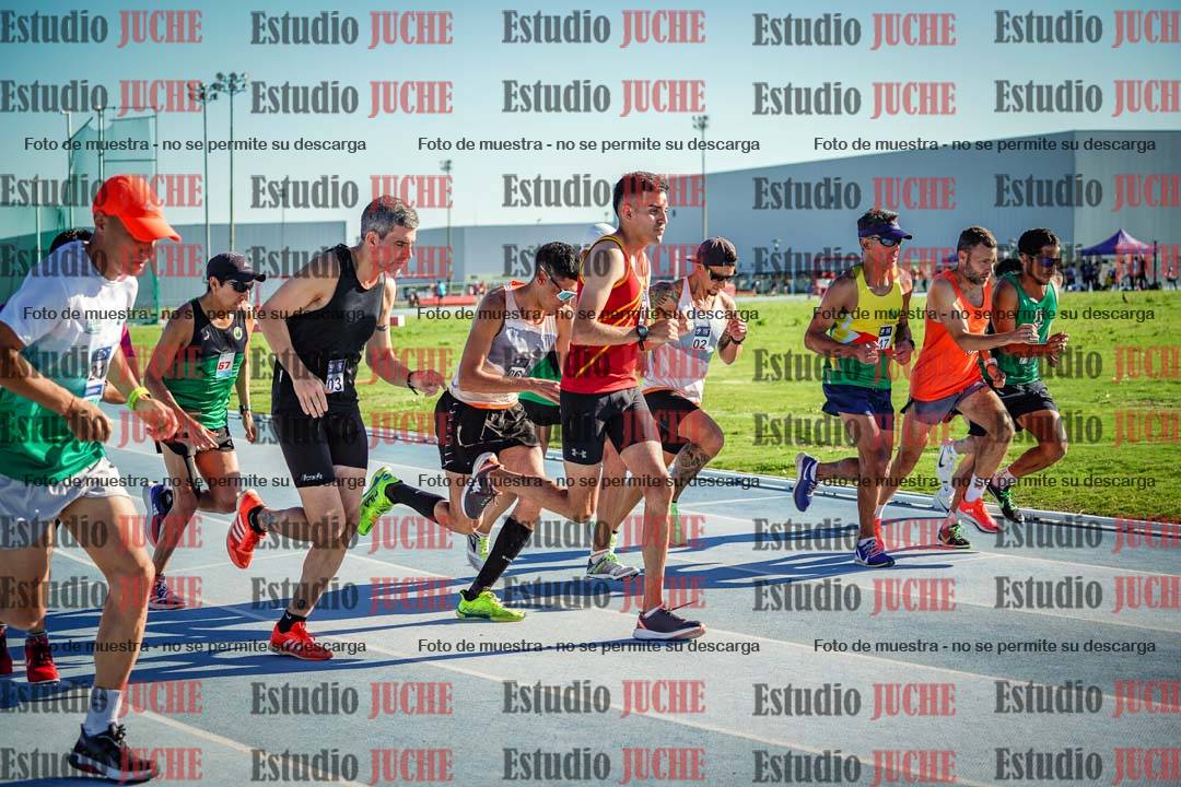 Fotos de los 3000 m llanos de varones