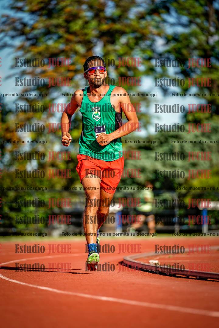 Fotos de los 3000 m llanos de varones