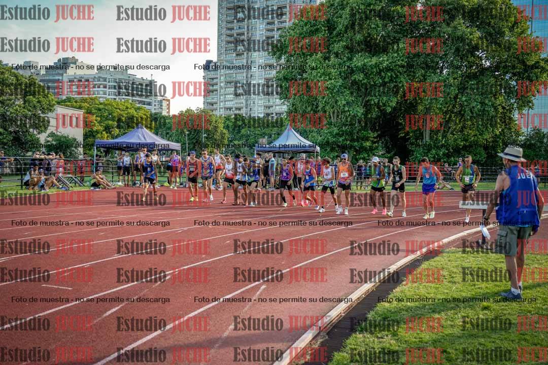 Fotos de los 1500 m llanos de varones