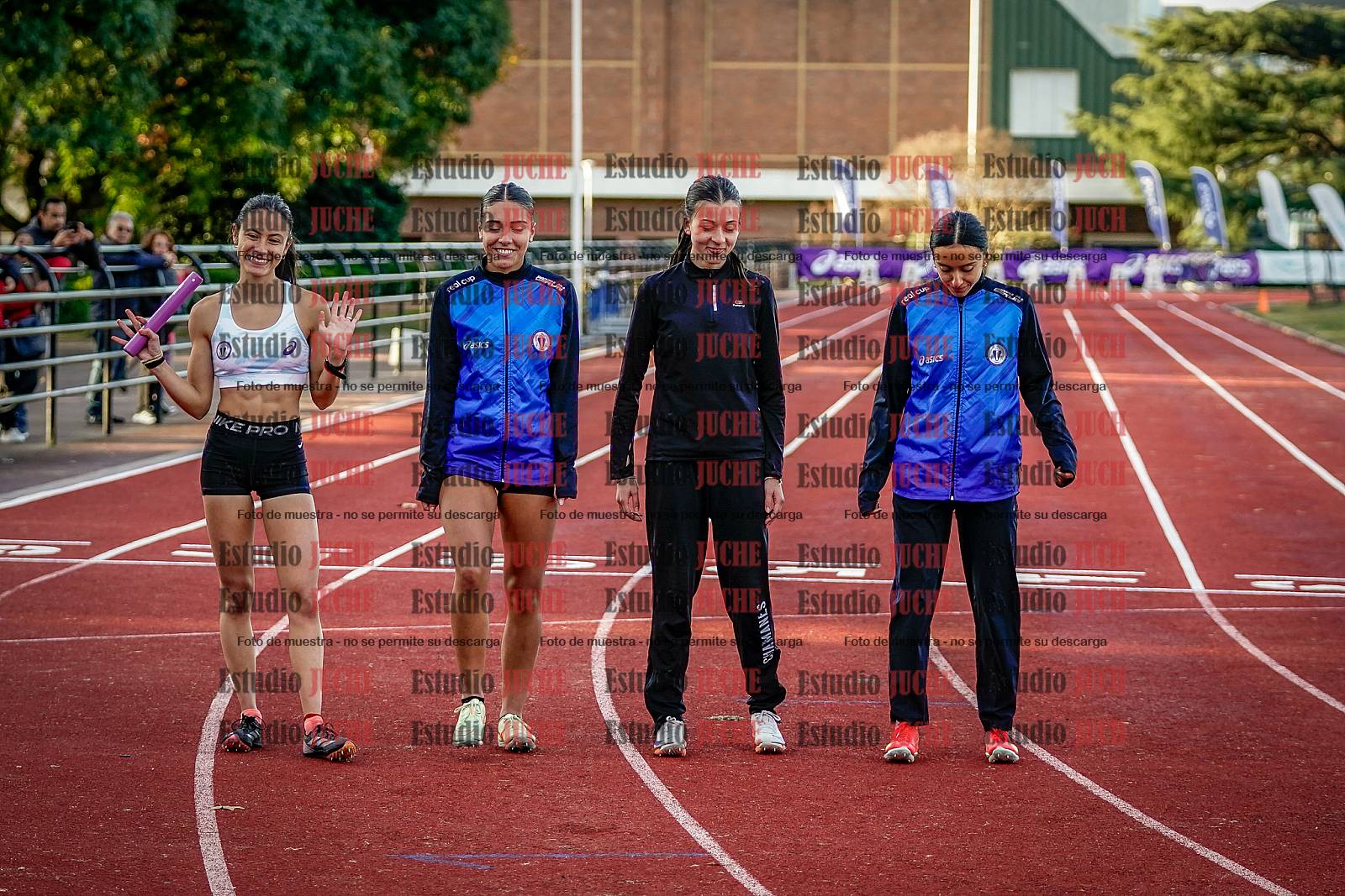 Fotos de las postas 4x400 m de mujeres