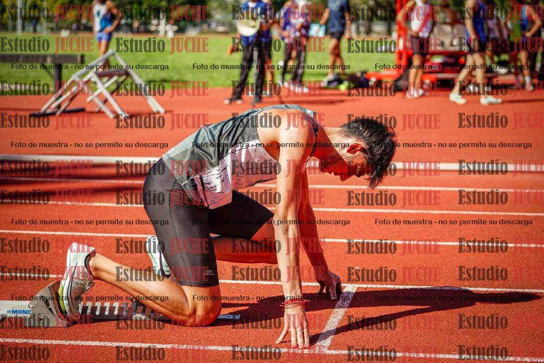 Fotos de los 400 m llanos de varones