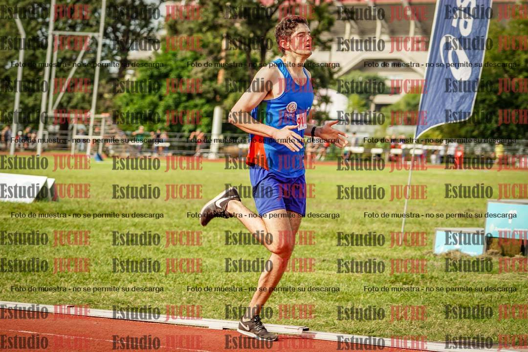 Fotos de los 800 m llanos de varones