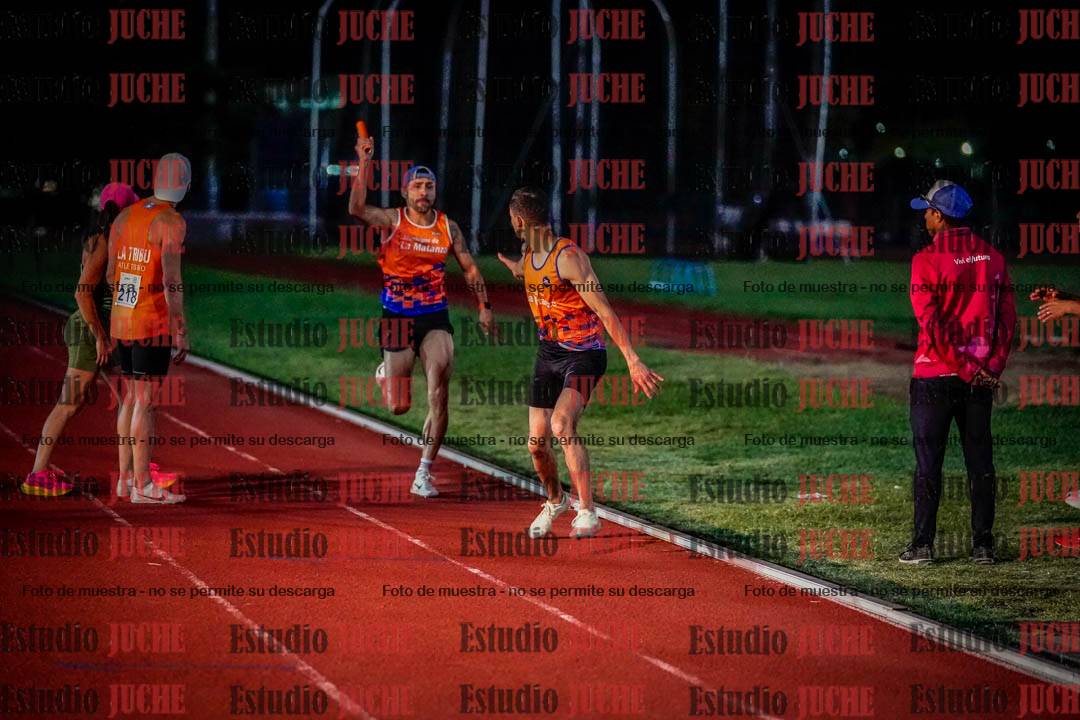 Fotos de las postas 4x400 m mixtas