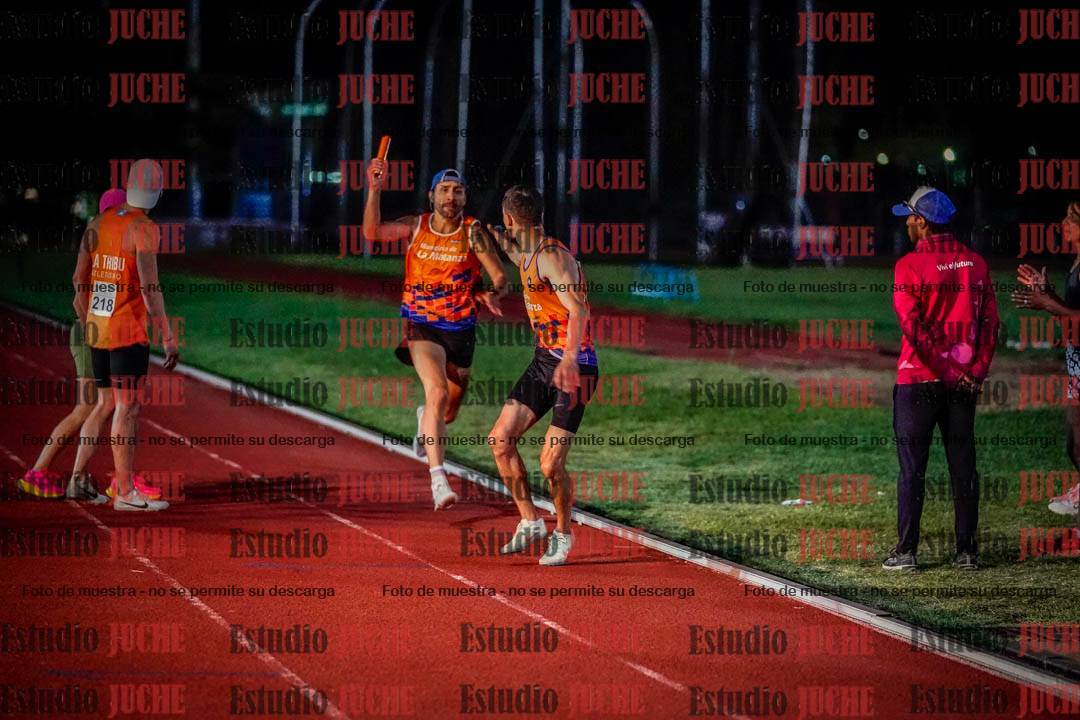 Fotos de las postas 4x400 m mixtas