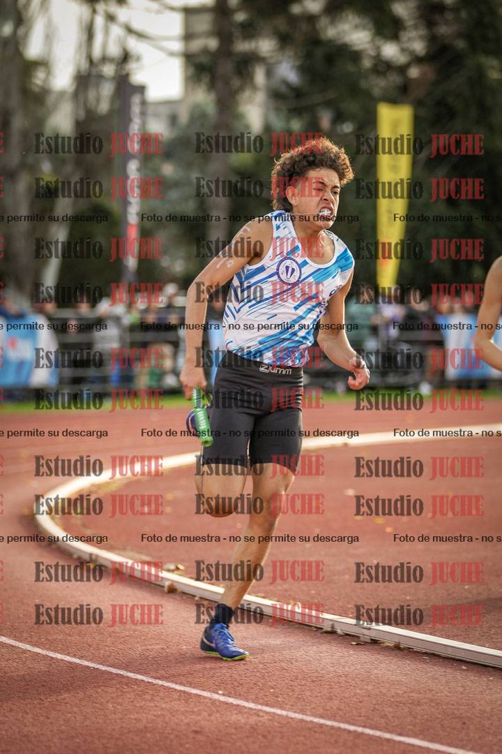 Fotos de las Postas 8x300 m mixta