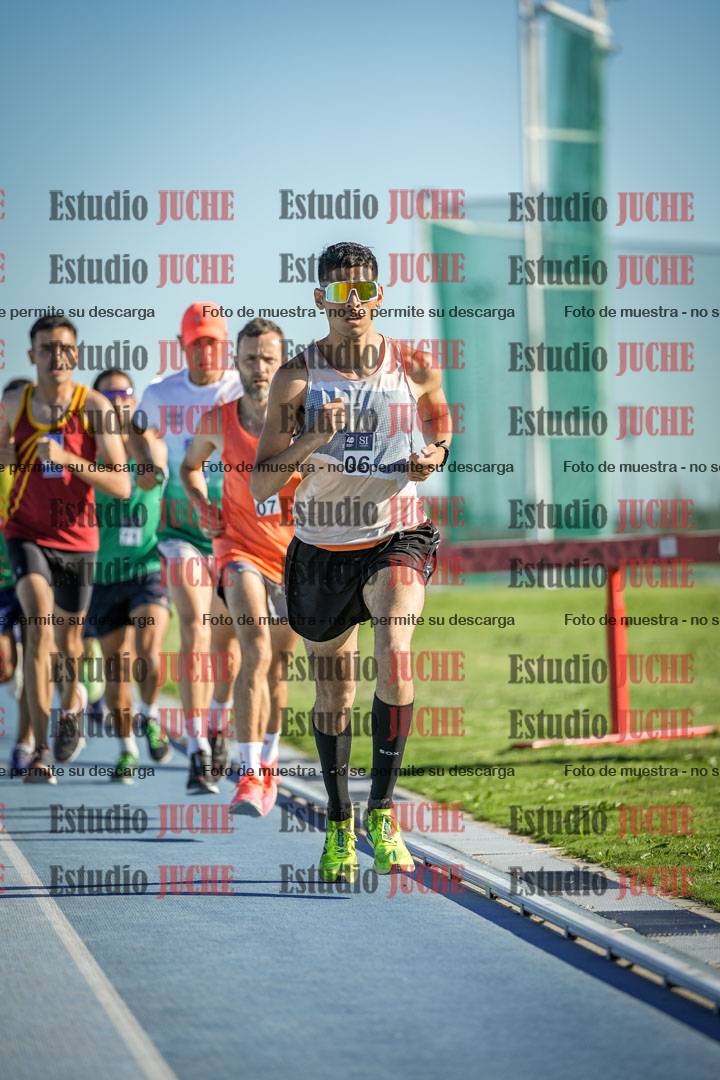 Fotos de los 3000 m llanos de varones