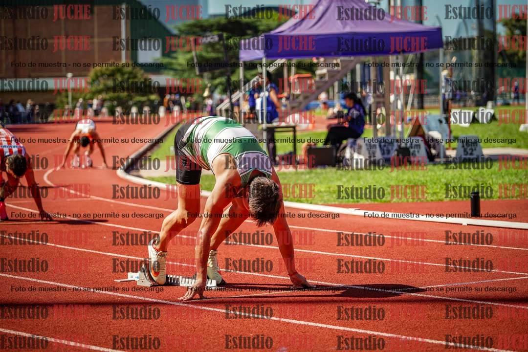 Fotos de los 400 m llanos de varones