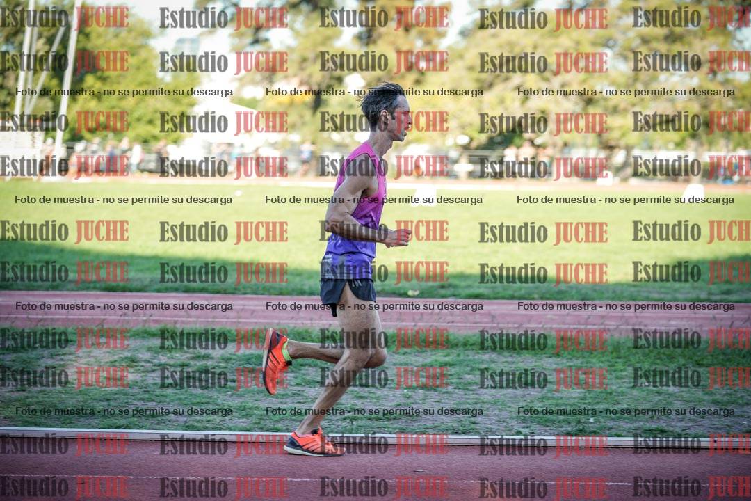 Fotos de los 3000 m llanos de varones