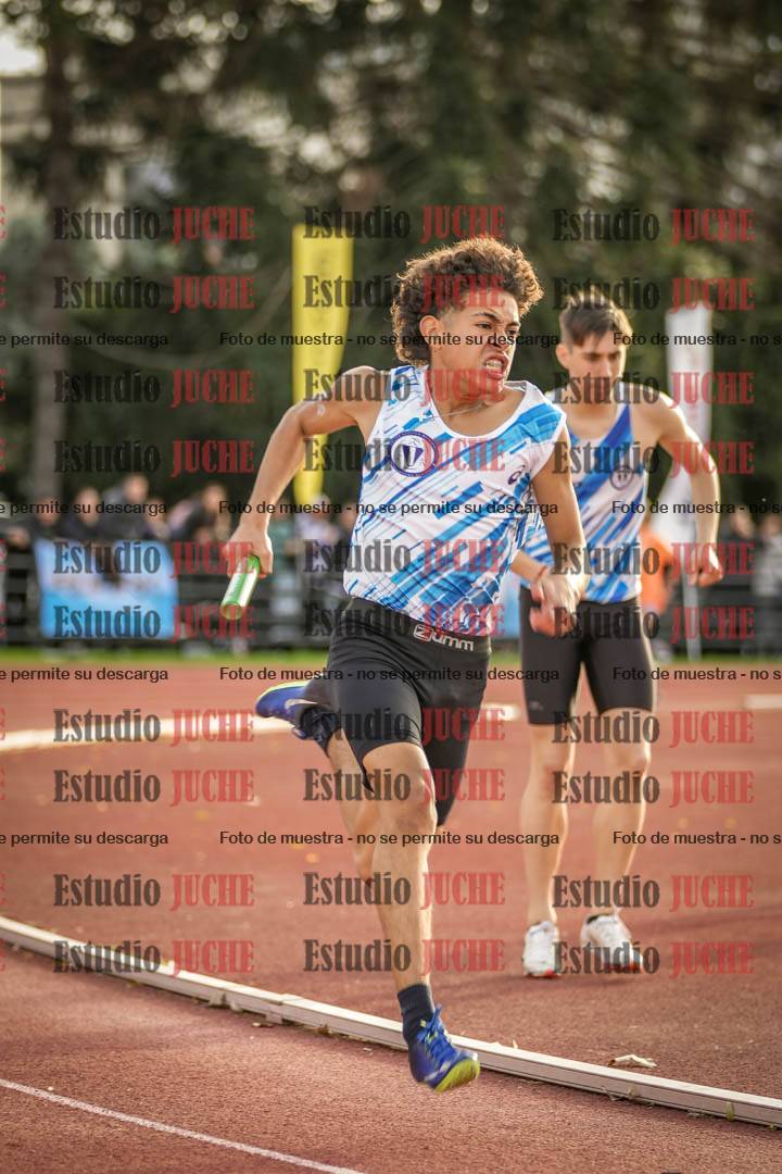 Fotos de las Postas 8x300 m mixta