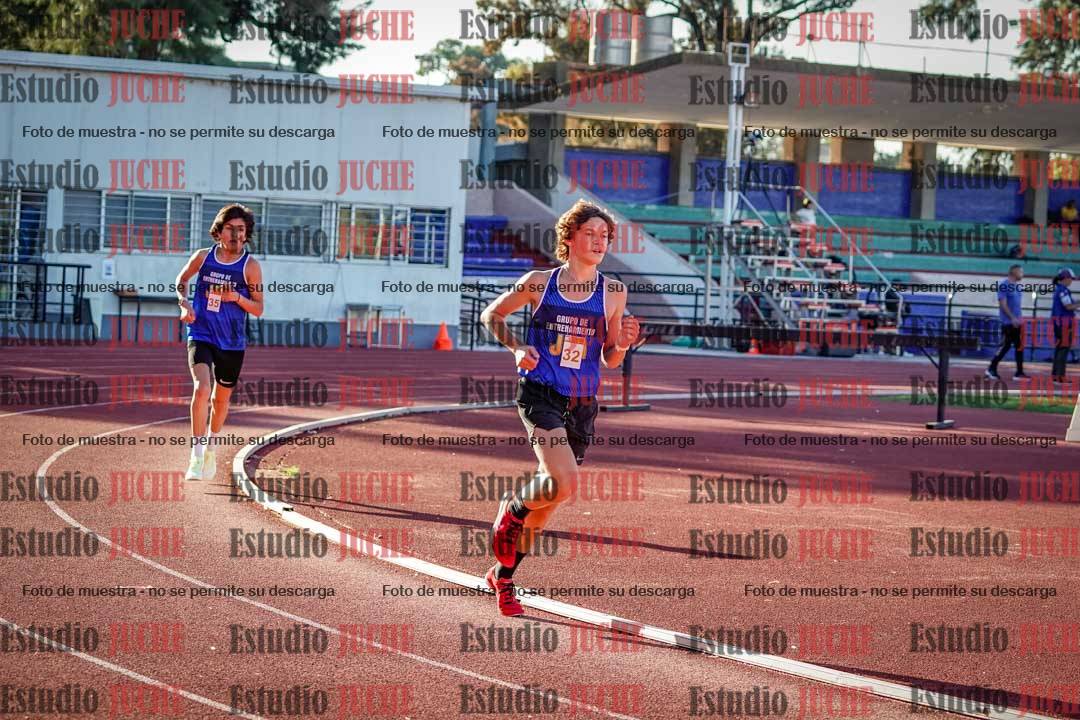 Fotos de los 3000 m llanos de varones